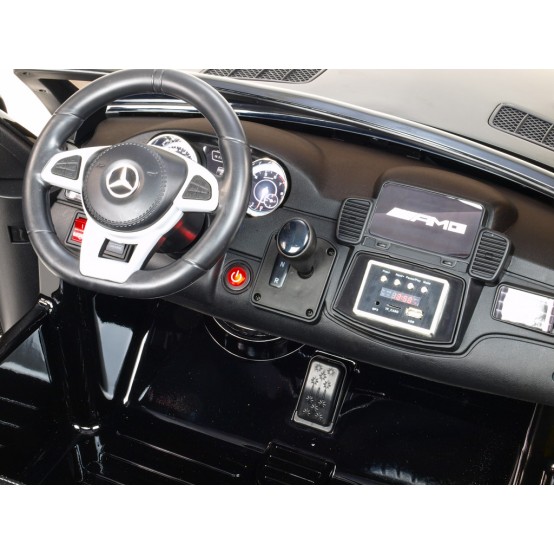 Dvoumístný Mercedes-Benz GLS63 4x4 s 2.4G D.O. a náhonem všech kol, ČERNÉ LAKOVÁNÍ, rozbaleno